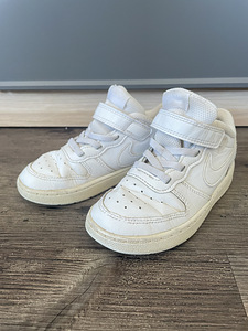 Nike tossud s. 27 (1 foto / 3)
