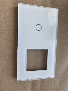 Pistikupesad ja lülitid Smart Home (1 foto / 10)