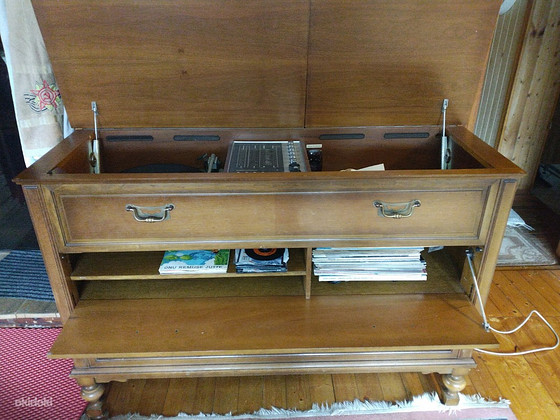 Концертная радиола GRUNDIG винтажная