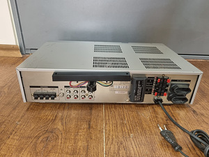Sony STR-VX10L FM стерео ресивер (3 фото из 3)
