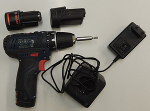 Akutrell Bosch GSR 12V-15 + 2 aku + laadija (2 foto / 5)