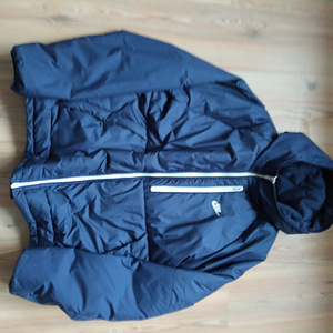 Куртка Nike (5 фото из 5)