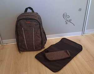 Uus mahukas seljakott emadele lastele (2 foto / 4)