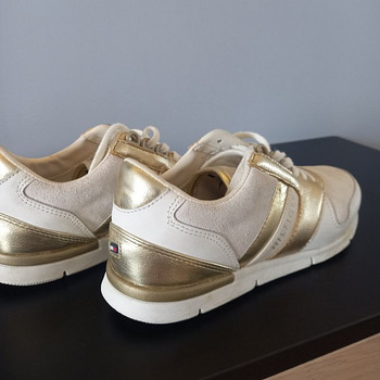 Tommy Hilfiger 36