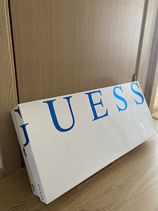 Ботинки GUESS S37 (3 фото из 3)