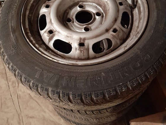 Opeli veljed 14" 4× 100 koos kummid