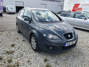 SEAT Altea XL 1.9 77kw 2010 (2 foto / 14)