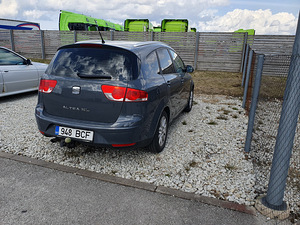 SEAT Altea XL 1.9 77kw 2010 (4 foto / 14)