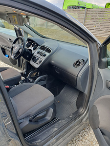 SEAT Altea XL 1.9 77kw 2010 (10 foto / 14)