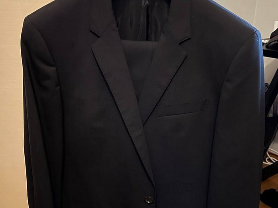 HUGO BOSS костюм (пиджак и брюки)