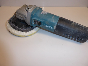 Relakas Makita 9565CVR (2 foto / 6)