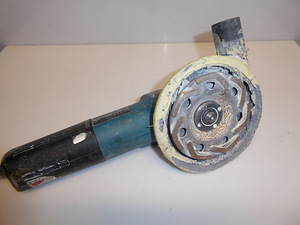 Relakas Makita 9565CVR (3 foto / 6)