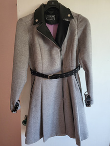 Guess coat/ Guess mantel (1 foto / 3)