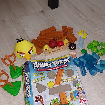 Игрушки
