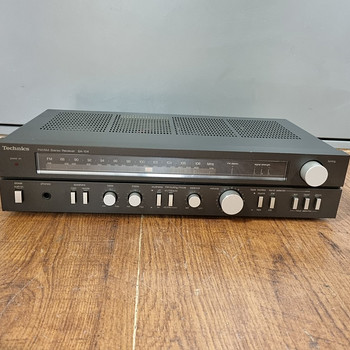 Technics SA-104 AM/FM Stereo Receiver