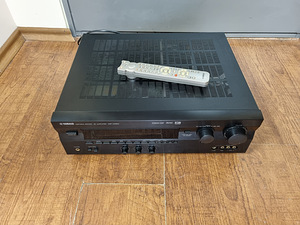 Yamaha DSP-A595A Audio Video Amplifier (2 foto / 3)