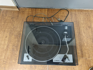 Teleton P100 2-Speed Belt-Drive Turntable (3 foto / 6)