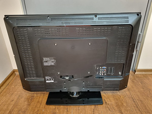 Sharp Aquos LC-32SH7E 32 Inch LCD TV (4 foto / 4)