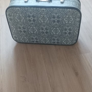 Чемодан