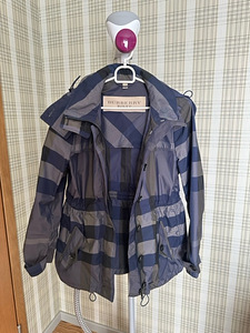 Naiste jope BURBERRY BRIT XL (3 foto / 5)