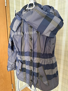 Naiste jope BURBERRY BRIT XL (5 foto / 5)