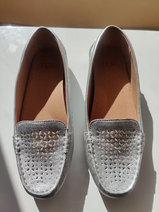 Slip-ons UGG 38 suurus (2 foto / 3)