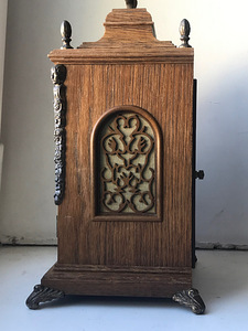Старинные часы (2 фото из 6)
