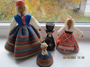 SALVO NUKUD, VANA TOOMAS (1 foto / 2)