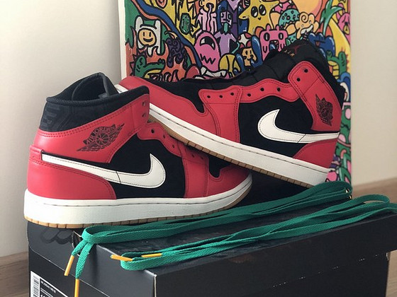 Air Jordan 1 Mid SE ретро рождественская елка