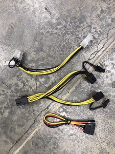 Продам разные кабели (USB, RISER, разные разветвители и т.д. (9 фото из 10)