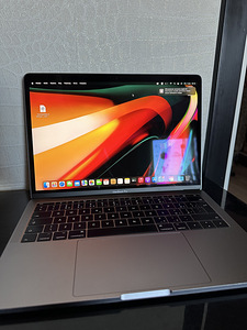 MacBook Pro 13, kehtib garantii/garantii (1 foto / 4)