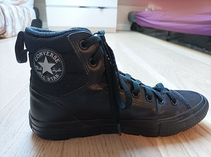 Высокие кожаные кеды Converse на юношу (1 фото из 6)