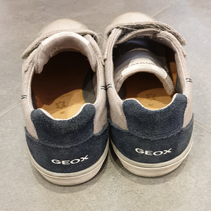 Кроссовки Geox s.29 (1 фото из 2)