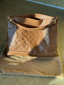 LV сумка (3 фото из 6)