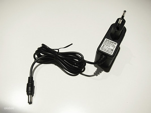 Блок питания. 12V 1.5A (1 фото из 1)