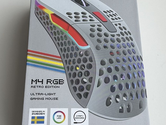 XTRFY M4 RGB Retro Edition