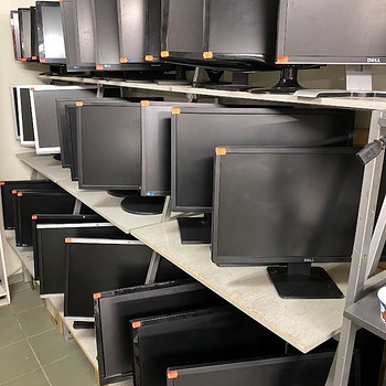 Monitorid 20"- 24"