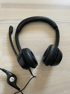 Logitech H390, черный - Гарнитура (3 фото из 3)