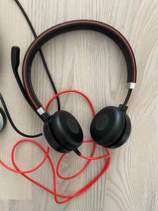 Jabra Evolve 40, черный - Гарнитура (3 фото из 4)
