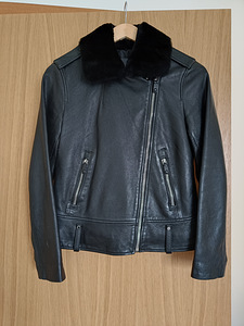 Massimo Dutti кожаная куртка (3 фото из 5)