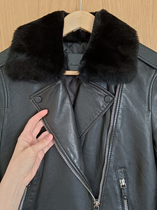 Massimo Dutti кожаная куртка (2 фото из 5)