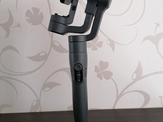 Stabilisaator piltide ja videote tegemiseks mobiiltelefonile