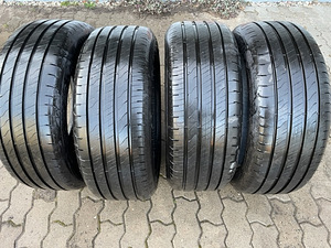 235/50 Р19 (1 фото из 4)