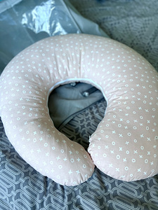 МОЛОКООТСОС Philips Avent Plus + другие вещи для мамы (5 фото из 5)