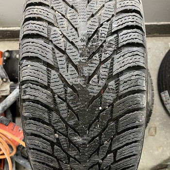 МС 215/60R16 Nokian Hakkapeliitta R3