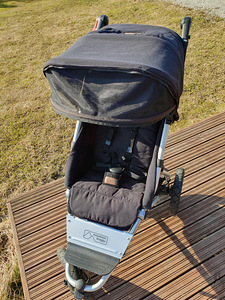 Mountain Buggy jalutuskäru (1 foto / 9)