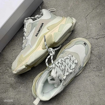 Balenciaga tossud