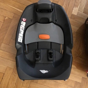 Детское автокресло с базой Isofix и igimat