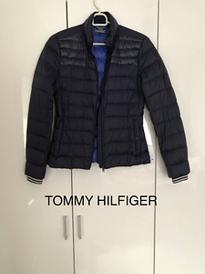 Легкая куртка Tommy Hilfiger (1 фото из 3)
