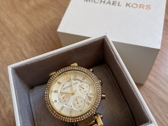 MICHAEL KORS Oversized Gold-Tone Watch